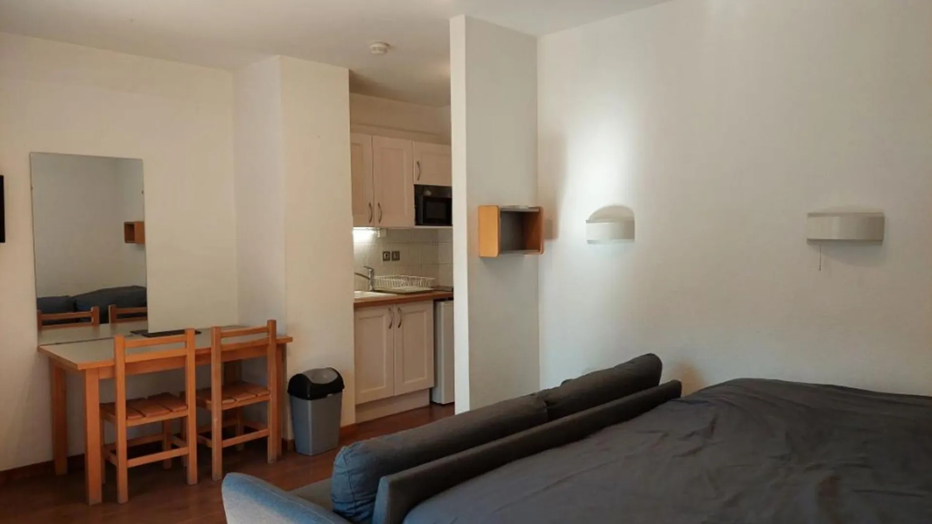 Studio Accueillant Avec Balcon Et Wifi A Brides-Les-Bains - Fr-1-512-191 France