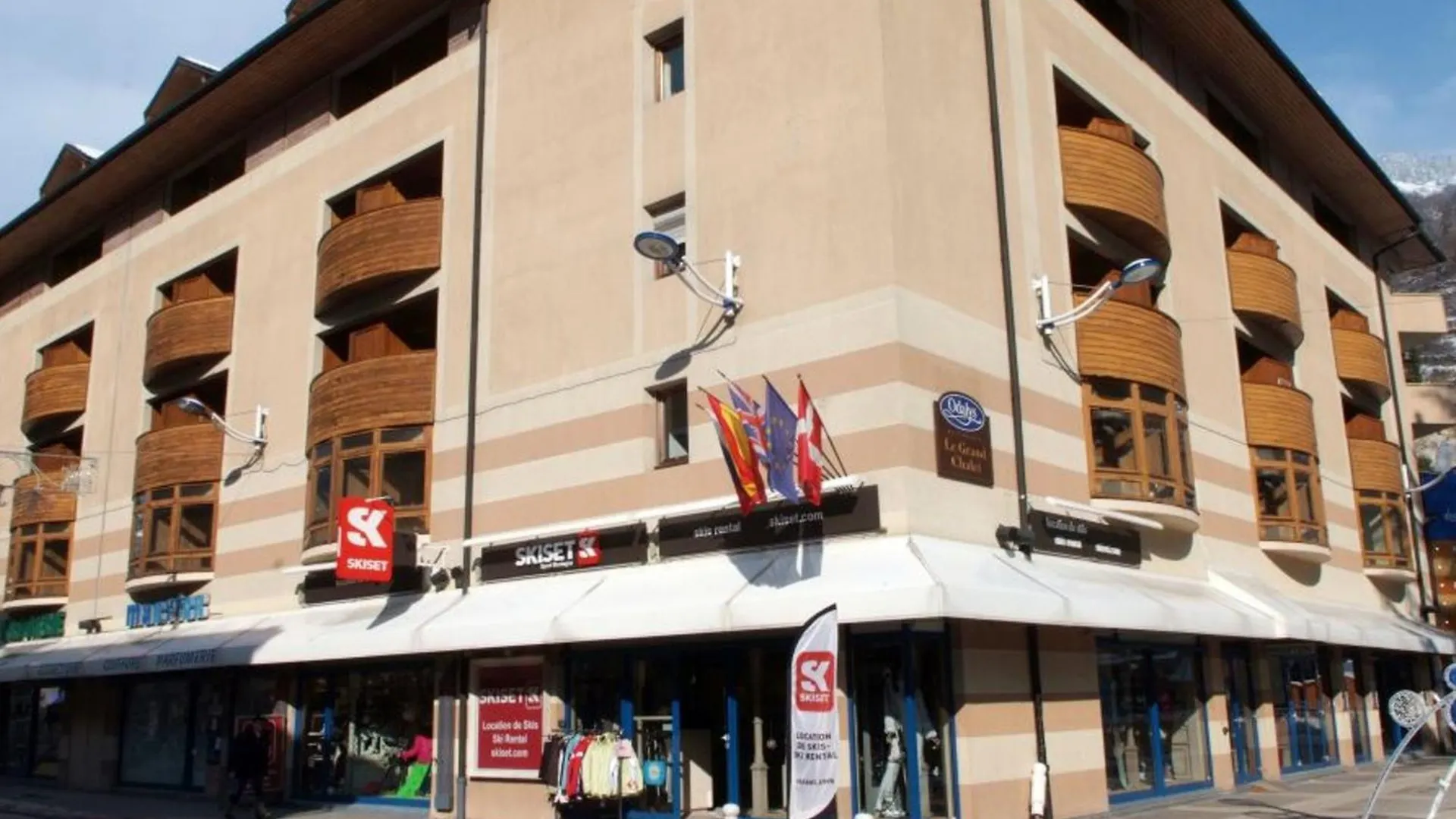 דירה Studio Accueillant Avec Balcon Et Wifi A Brides-Les-Bains - Fr-1-512-191